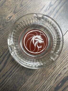 Vintage MGM Resorts Glass Lion Logo Ashtray Casino Souvenir